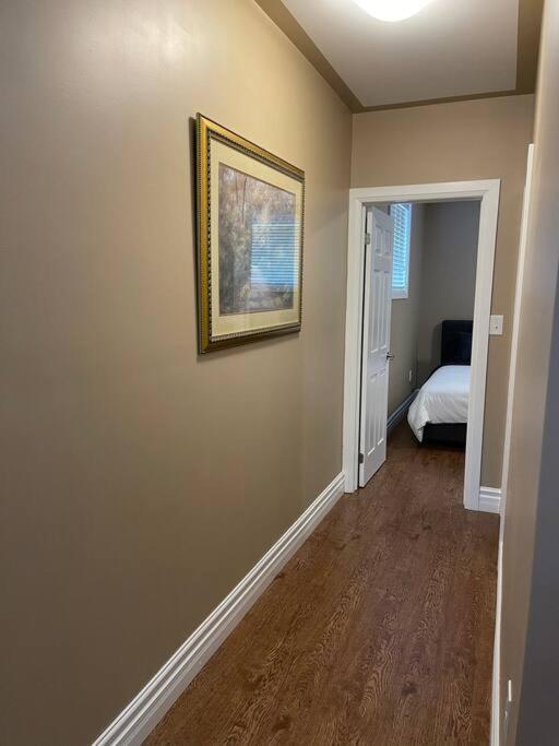 Cozy 2 Bedroom Home In Chatham - Left Side Esterno foto